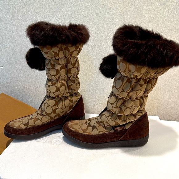 COACH THEONA SNOW WINTER BOOTS - Picture 9 of 11